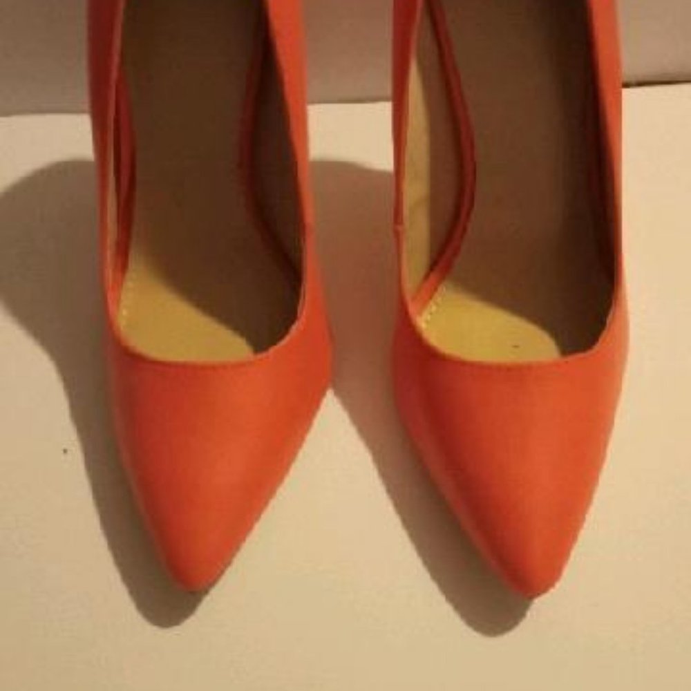 Shoes - Picture 6 of 6